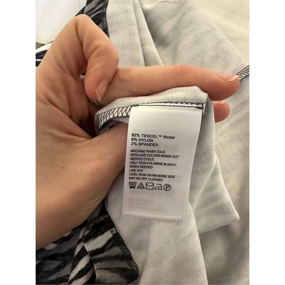 NWT  Tommy Bahama Dracy Zesty Zebra Dress Size XS - Picture 9 of 11